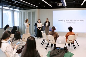 Enhancing Health Literacy Through Effective Communication